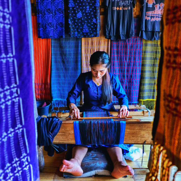 Beginner’s Guide to Inexpensive Home Weaving Techniques for Creative DIY Projects